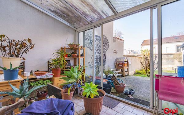 Appartement à vendre    2 pièces •  Reims