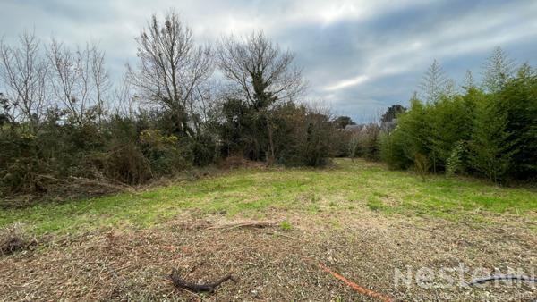 A vendre - Terrain dans le bourg de Saint Philibert de 729 m²