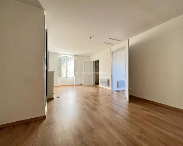 Location Appartement 2 pièces 45 m2 à Véretz