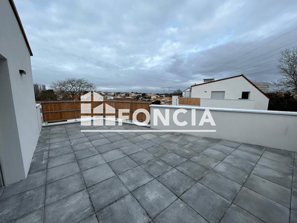Location Appartement 4 pièces 77.2 m² - ATLANTIS E38 - 28 RUE DE ROYAN La Rochelle 17000