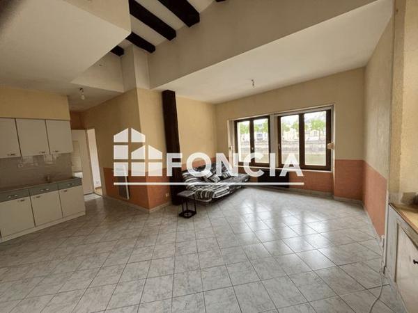 Location Appartement 2 pièces 37.17 m² - 34 QUAI ALBERT GOUPIL Laval 53000