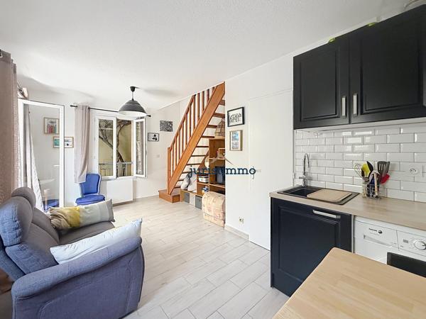 VAISON-LA-ROMAINE – MAISON AVEC JARDIN, GARAGE & PISCINE DANS LA RÉSIDENCE