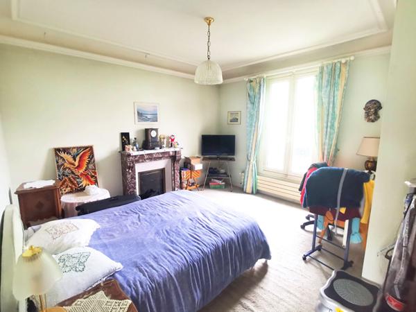 Maison 9 pièces - 202 m²