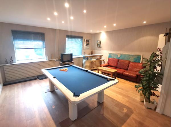 Maison 9 pièces - 202 m²