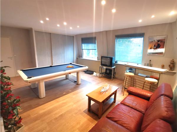 Maison 9 pièces - 202 m²