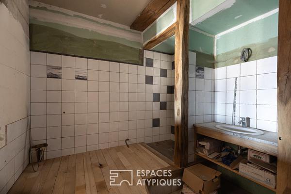 Propriété du 18ème siècle à rénover : la pierre et le bois