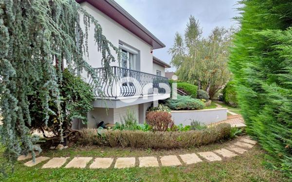 Maison à vendre    4 pièces • 119,52 m2 Meyzieu