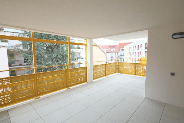 Dijon (21000) T4 avec sa spacieuse terrasse et garage norme "handicapé"- Disponible 13 avril !