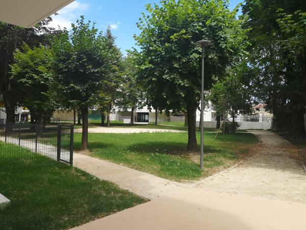 Dijon (21000) T4 avec sa spacieuse terrasse et garage norme "handicapé"- Disponible 13 avril !