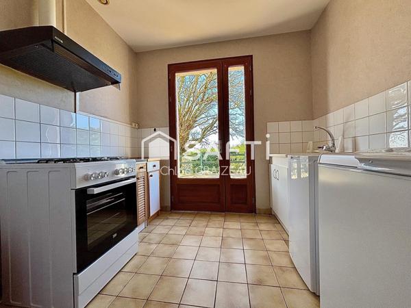 Maison de plain-pied, 95 m² habitables, garage