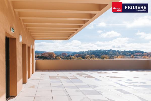 2.762m² de bureaux neufs aux portes du centre-ville d'Aix en Provence avec un ERP 5 type W.
