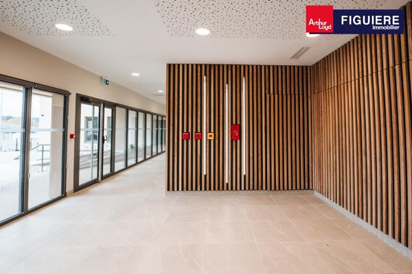 2.762m² de bureaux neufs aux portes du centre-ville d'Aix en Provence avec un ERP 5 type W.
