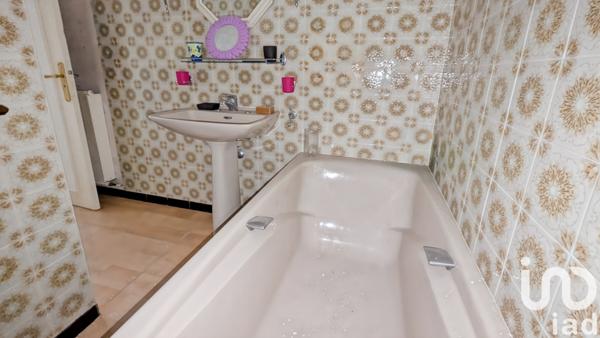 Appartement à vendre 3 pièces 70 m² Bagnols-sur-Cèze