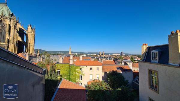 Appartement à louer 2 pièces 37.8m²