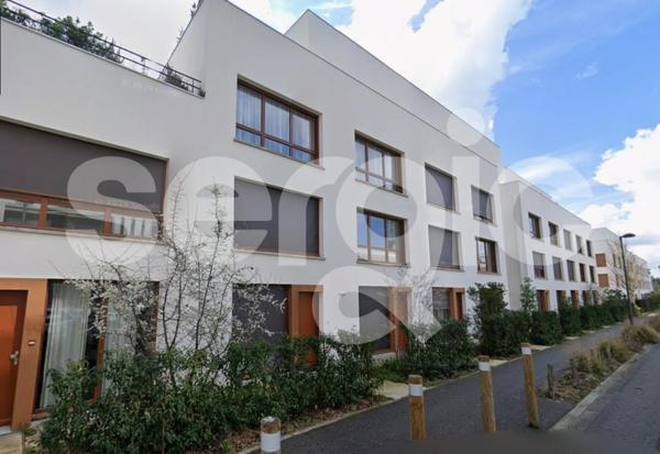 Location Parking 10 95800 Cergy 47 1942 01 0190