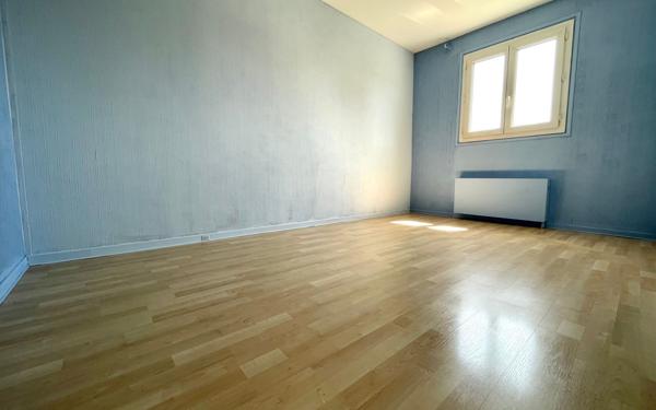 Maison à vendre    4 pièces • 82 m2 Saint-Germain-lès-Corbeil