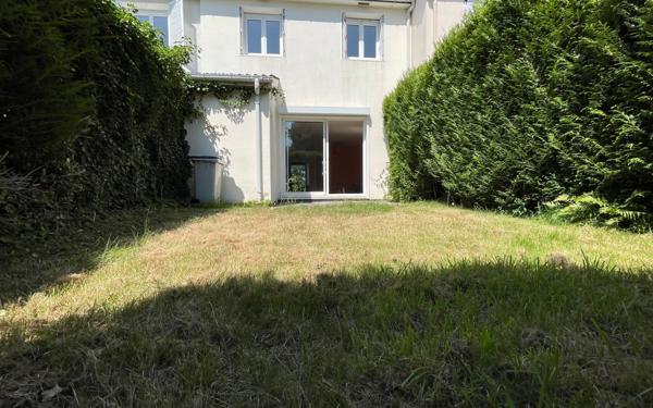 Maison à vendre    4 pièces • 82 m2 Saint-Germain-lès-Corbeil