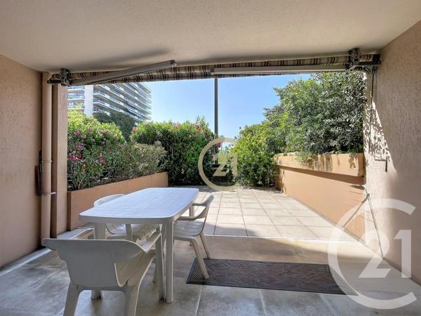 Appartement F1 à vendre  1 pièce - 27,90 m 2   MANDELIEU LA NAPOULE  - 06