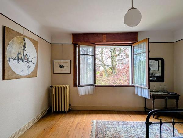 Maison 224 m2 avec 7 chambres, dépendance 97 m² sur terrain de 1455 m²