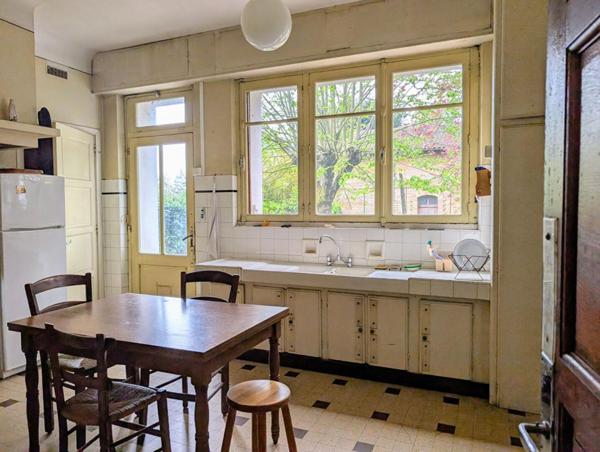 Maison 224 m2 avec 7 chambres, dépendance 97 m² sur terrain de 1455 m²