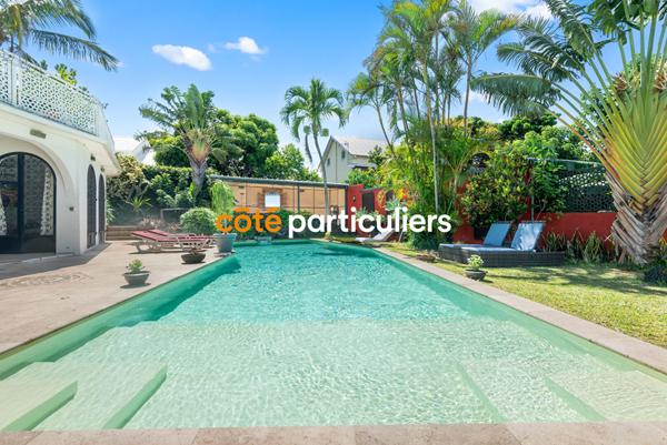 Vente Villa290 m² - 6 Pièces - SAINT PIERRE (97410)