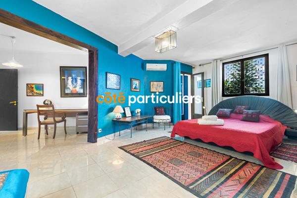 Vente Villa290 m² - 6 Pièces - SAINT PIERRE (97410)