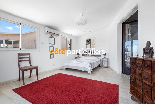 Vente Villa290 m² - 6 Pièces - SAINT PIERRE (97410)