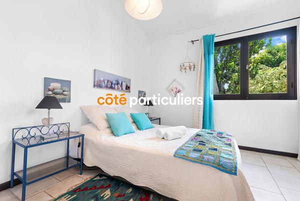 Vente Villa290 m² - 6 Pièces - SAINT PIERRE (97410)