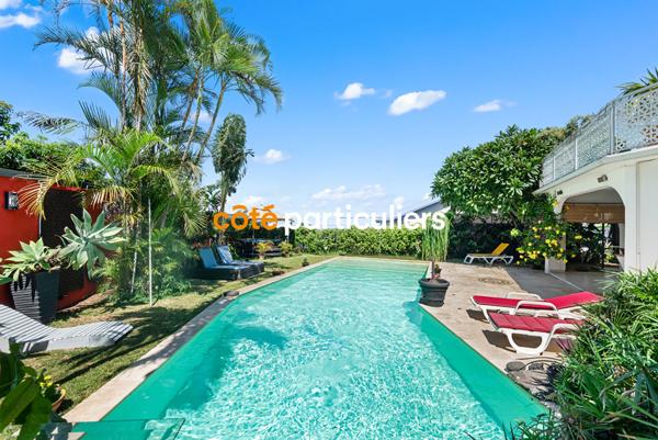 Vente Villa290 m² - 6 Pièces - SAINT PIERRE (97410)