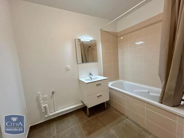 Appartement à louer 3 pièces 65.64m²