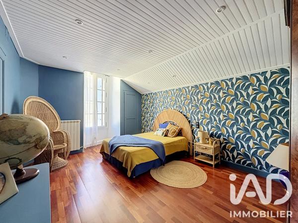 Maison à vendre 5 pièces 270 m² Bessan
