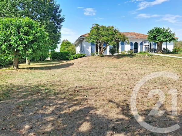 Maison à vendre  4 pièces - 150 m 2   VARILHES  - 09