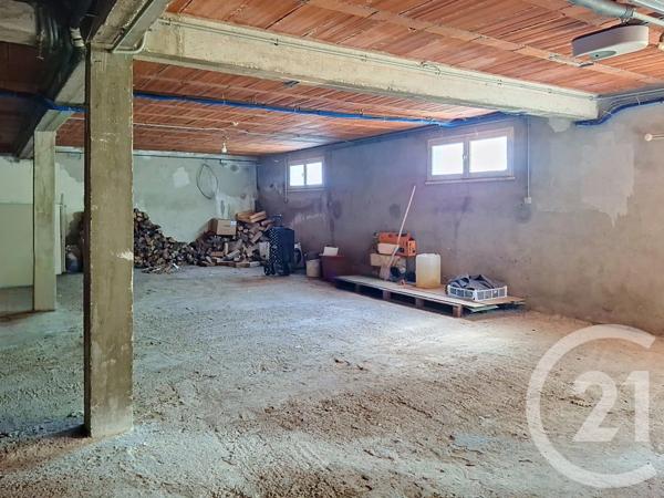 Maison à vendre  4 pièces - 150 m 2   VARILHES  - 09