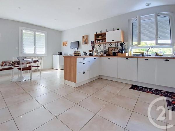 Maison à vendre  4 pièces - 150 m 2   VARILHES  - 09