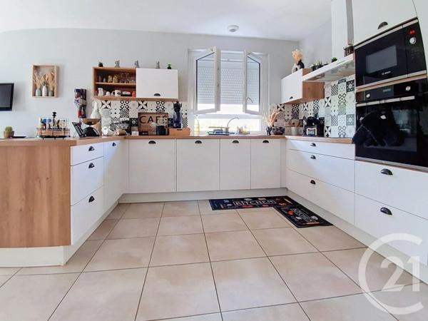 Maison à vendre  4 pièces - 150 m 2   VARILHES  - 09