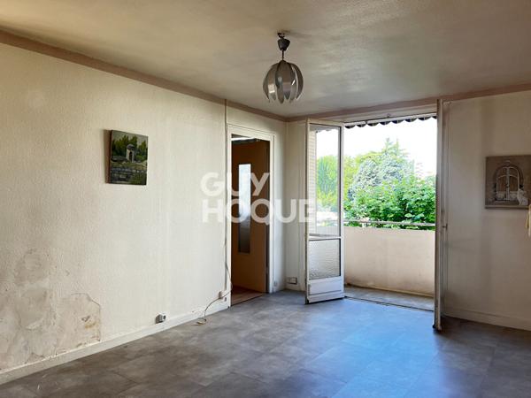 Appartement deux chambres avec balcon au calme - cave