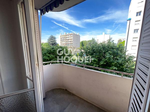 Appartement deux chambres avec balcon au calme - cave