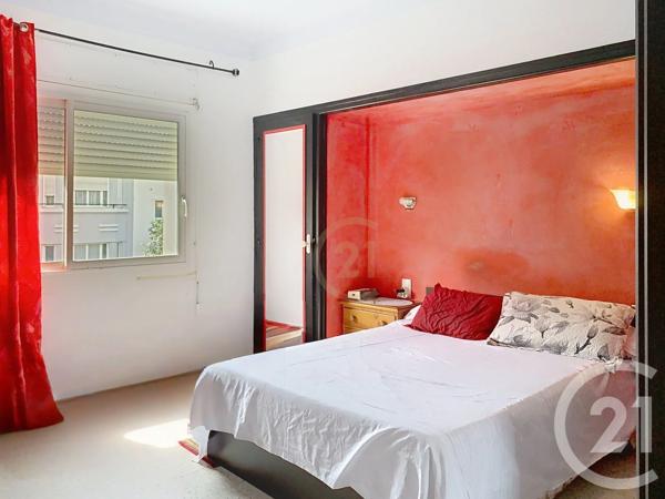 Immeuble à vendre  350 m 2   PERPIGNAN  - 66