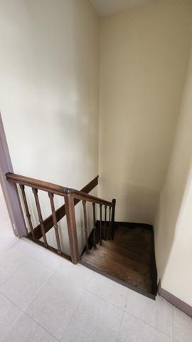 Saint-Jean-de-Beugné (85210) Maison en pierre avec 4 chambres et beau terrain