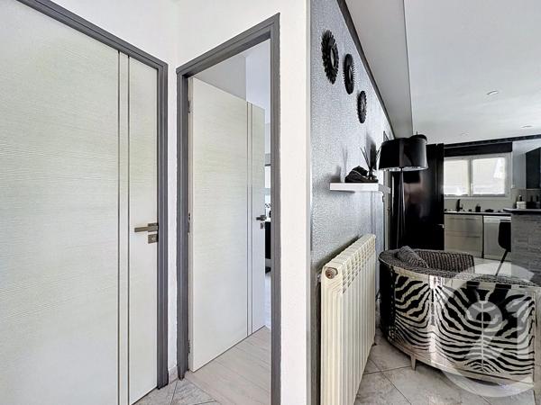 Maison à vendre  3 pièces - 78,46 m 2   AGDE  - 34