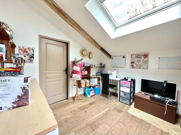 MAISON EN PIERRES rénovée 3 chambres aux Portes de VANNES