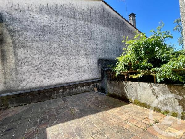 Maison à vendre  6 pièces - 122 m 2   ROQUECOURBE  - 81
