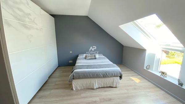 VIROFLAY - Rive Droite - Maison de 4 chambres. 1 150 000 € **  - Référence  727-C