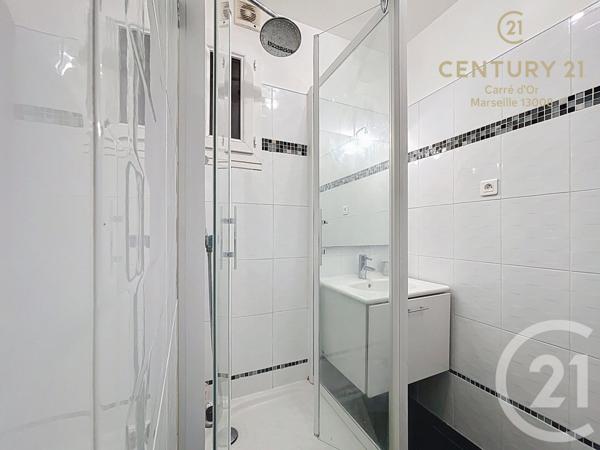 Appartement T3 à vendre  4 pièces - 100 m2 MARSEILLE - 13008