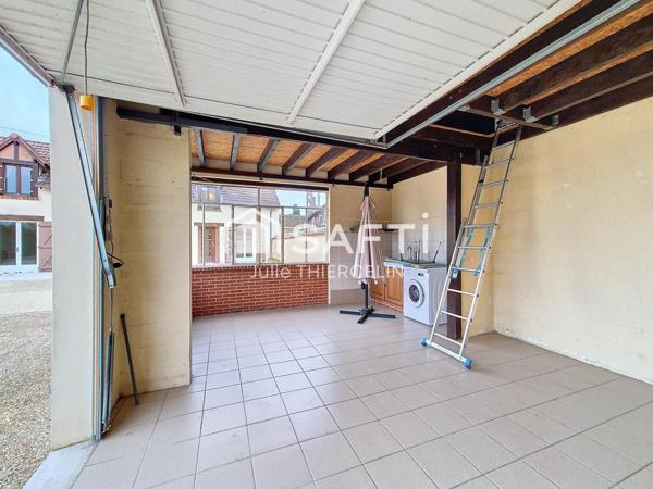 Maison 3 chambres avec terrain d'environ 1 512 m²