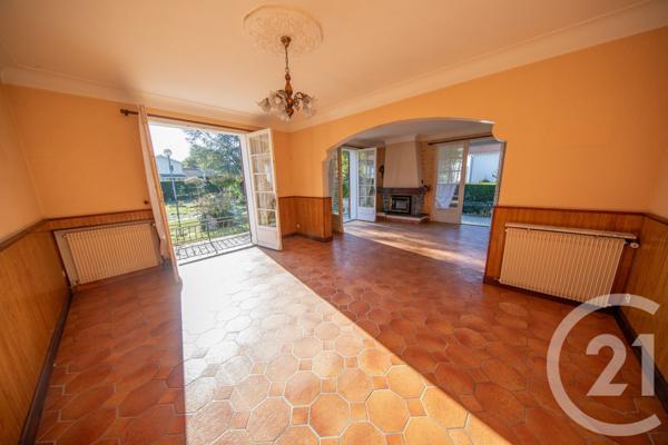 Maison à vendre  7 pièces - 175,88 m2 ST AUBIN DE MEDOC - 33