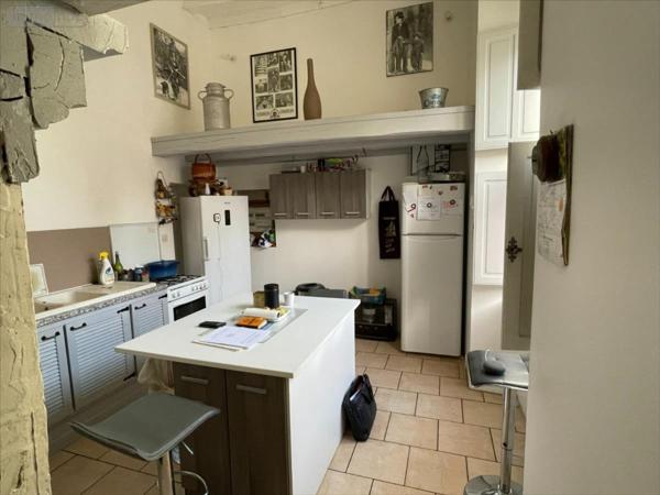 Appartement ancien à vendre à Richelieu dans l'Indre-et-Loire (37120), ref : 37067-980379