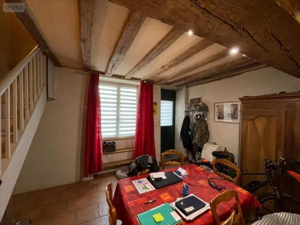 Appartement ancien à vendre à Richelieu dans l'Indre-et-Loire (37120), ref : 37067-980379