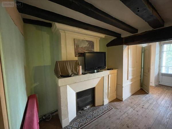 Appartement ancien à vendre à Richelieu dans l'Indre-et-Loire (37120), ref : 37067-980379