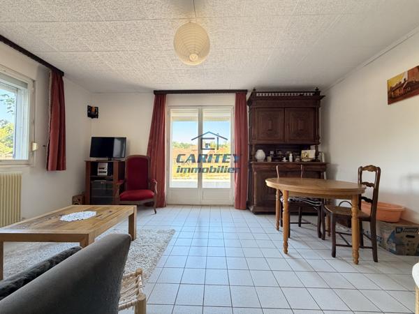 Maison individuelle plain pied en pierre – 90 m² – 3 chambres – Terrain 1 468 m²